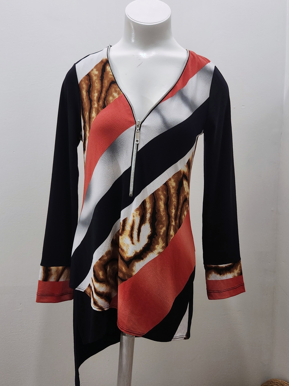 Picadilly Fashion Black, Rust & White Asymmetric Zip-Front Tunic